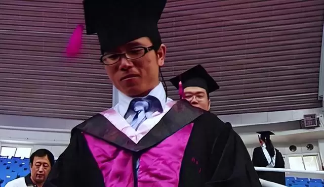 《我在故宫修文物》导演叶君因急性胃出血离世，享年43岁 - 细节速览