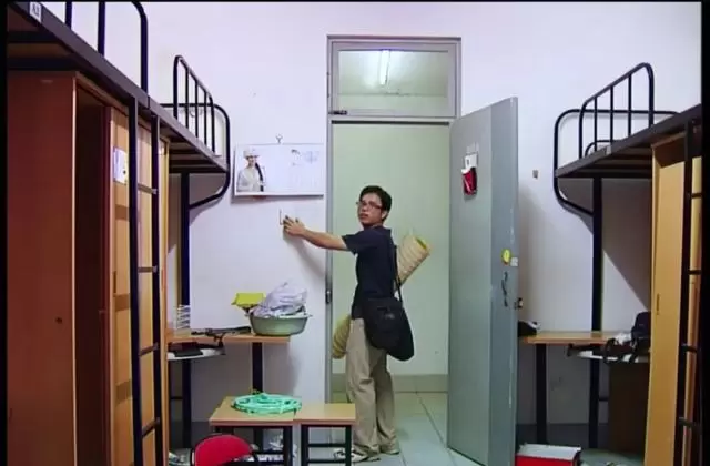 《我在故宫修文物》导演叶君因急性胃出血离世，享年43岁 - 情报图