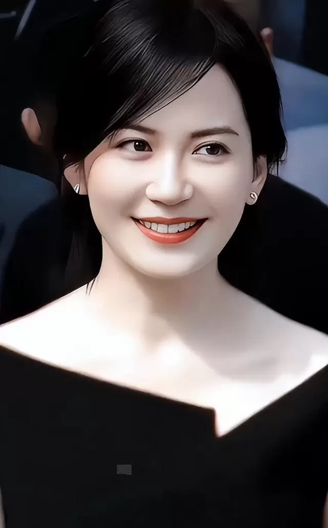 俞飞鸿54岁未婚未育，与窦文涛知己相伴近20年 - 资讯配图