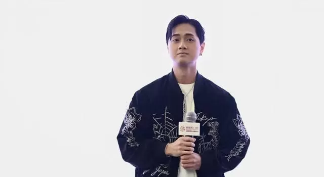 郑俊弘宣布退出TVB演艺工作：专注儿子天使综合征康复 - 情报图