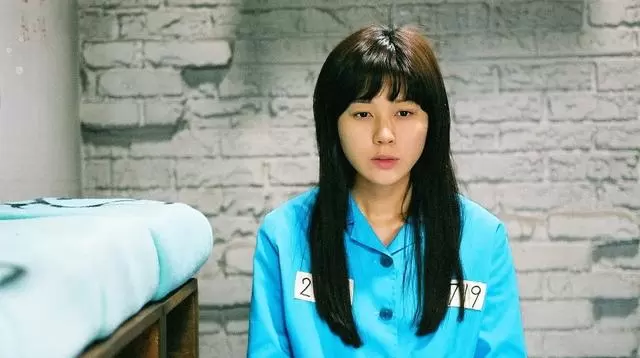金荷娜《请别相信她》等五部韩国影视作品豆瓣评分与角色特质梳理 - 资讯配图
